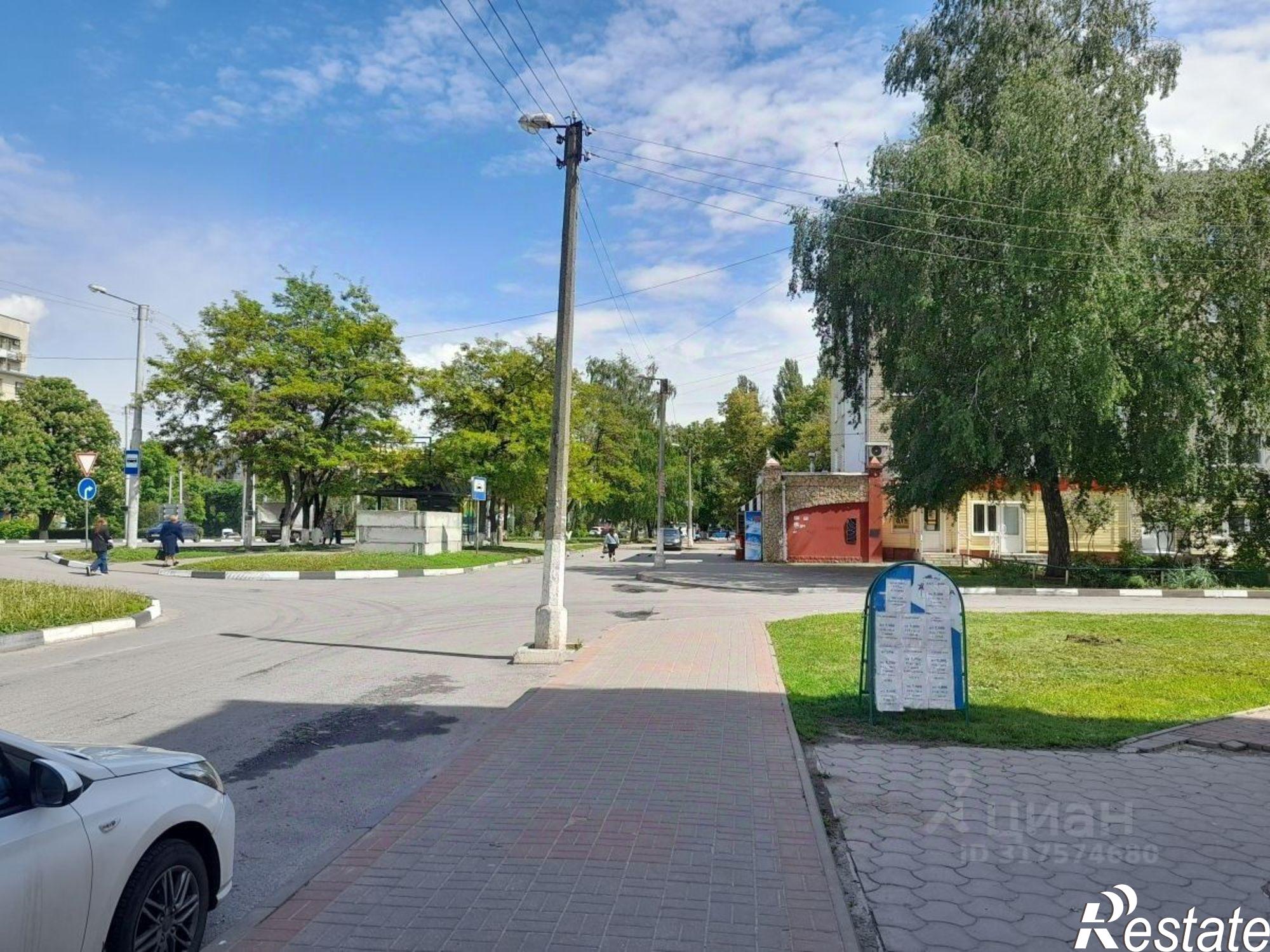 Сдать торговое помещение за 25 001 рублей на Старый Оскол городской округ