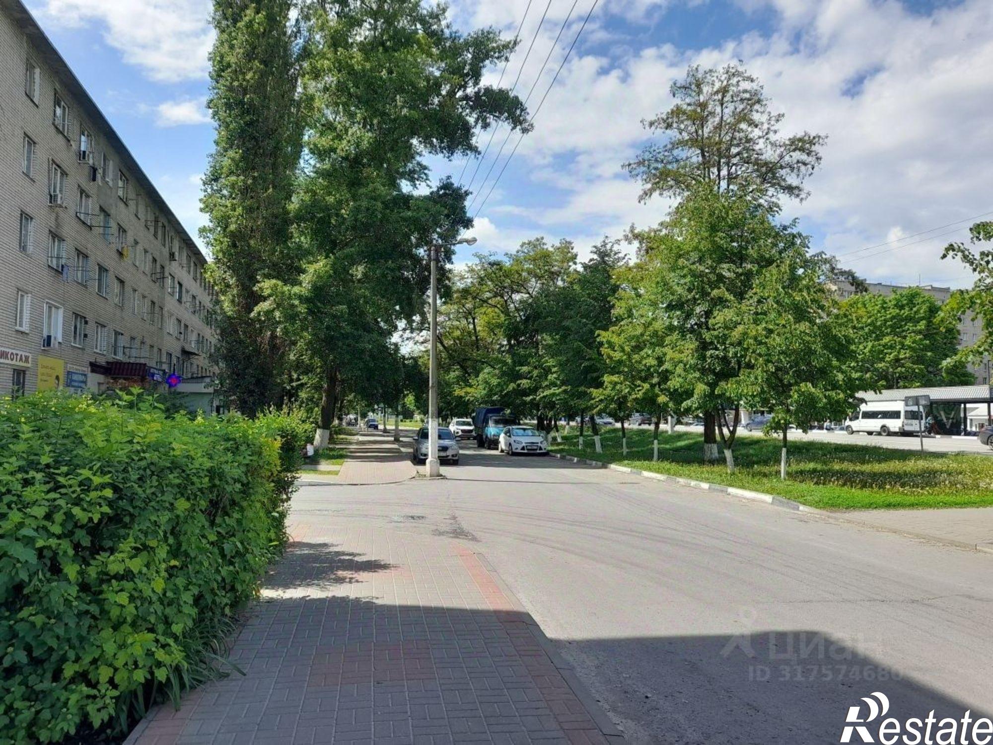 Сдать торговое помещение за 25 001 рублей на Старый Оскол городской округ