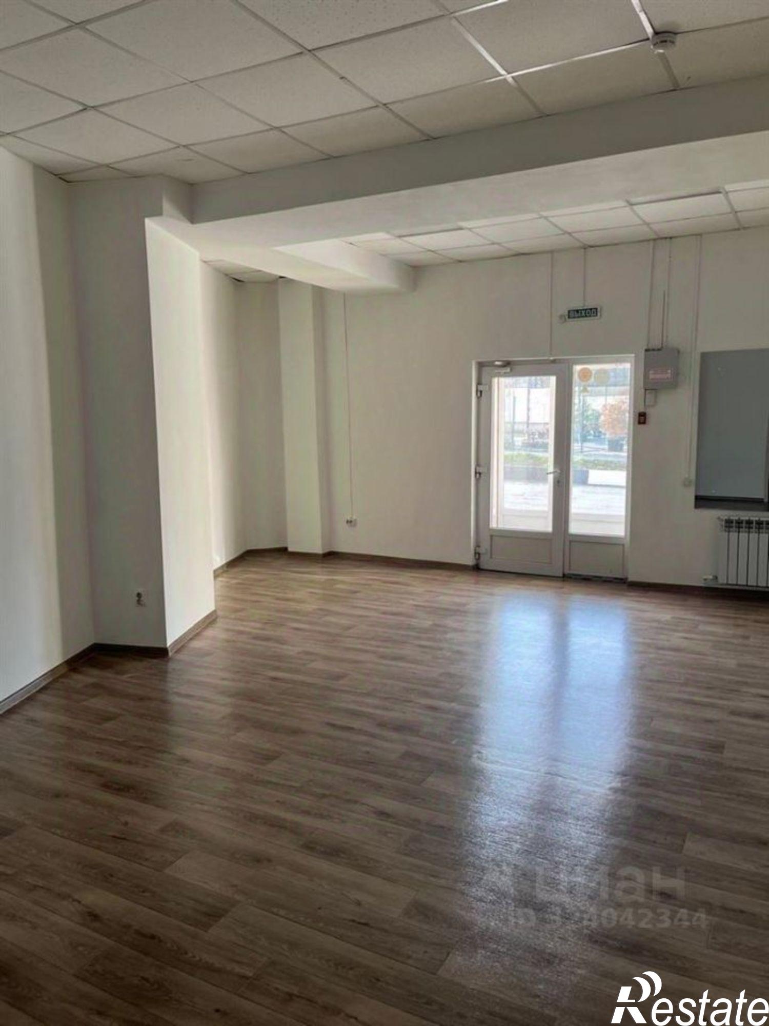 Купить ОСЗ, отдельно стоящее здание за 17 165 300 рублей на ул Звездная, 9