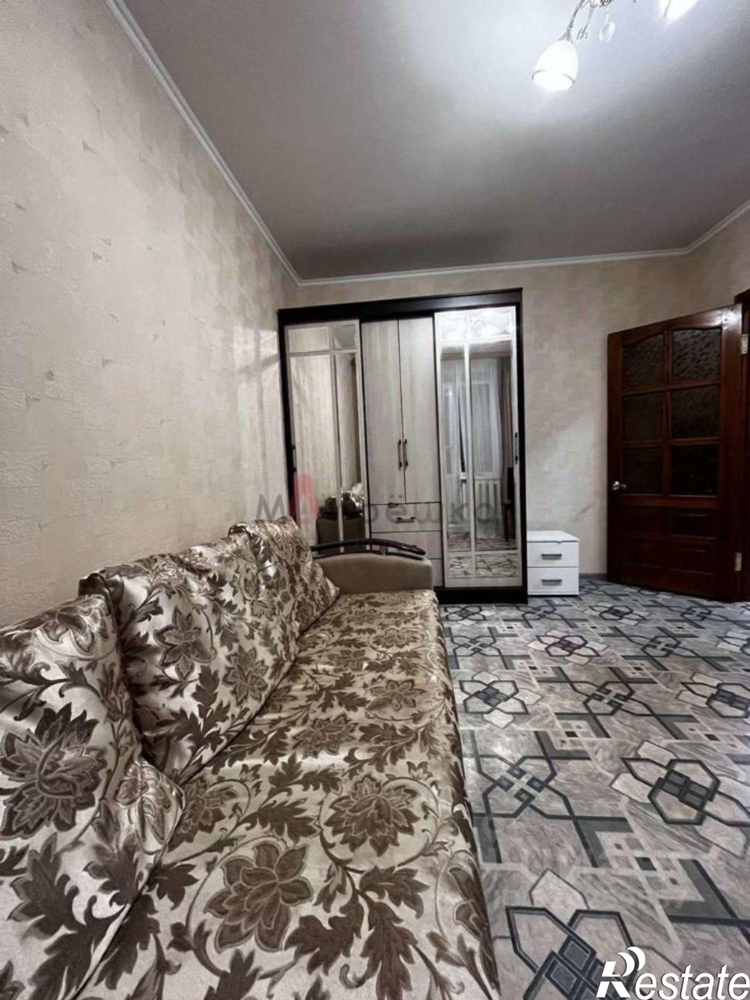 Купить квартиру за 6 300 000 рублей на Зелёная улица, 4