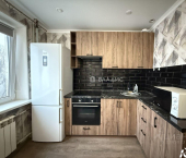 1-комн, 37кв м, этаж 8/9 проспект Ватутина, 18А