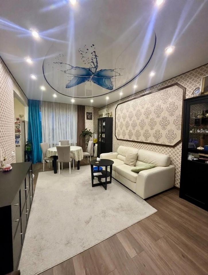 3-комн квартира Лунная улица, 4а