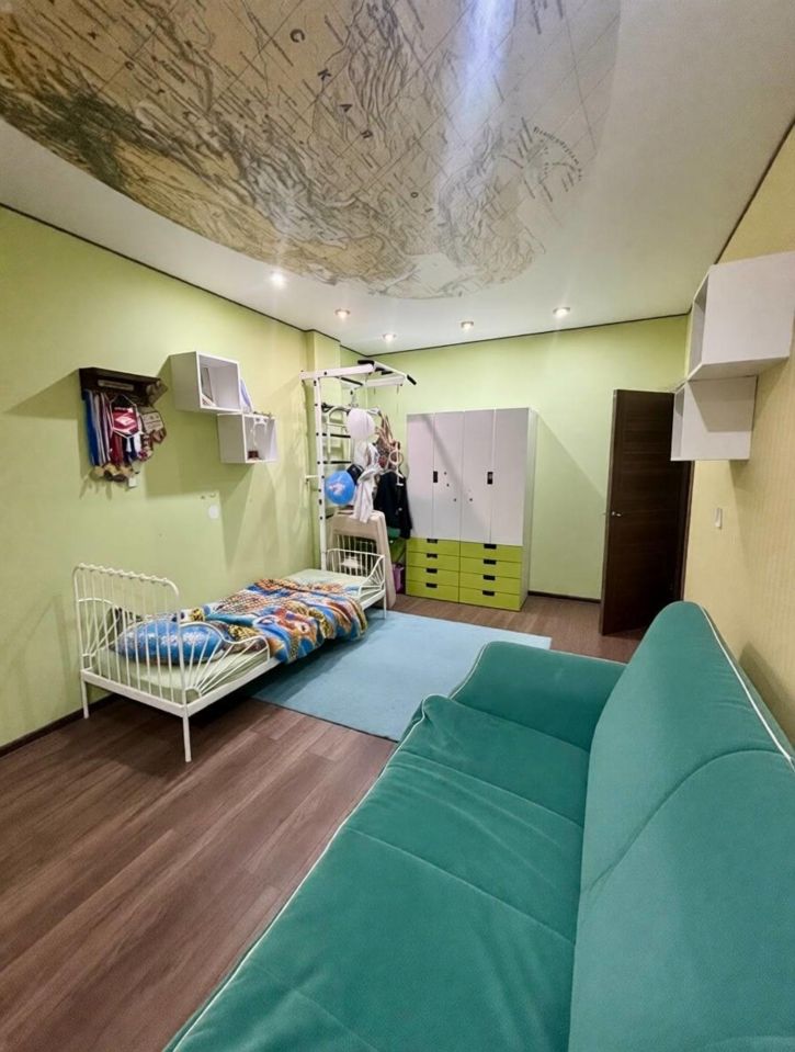 3-комн квартира Лунная улица, 4а