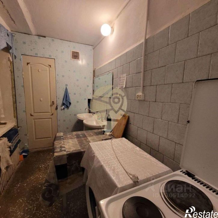 Комната Горняк мкр,дом 9