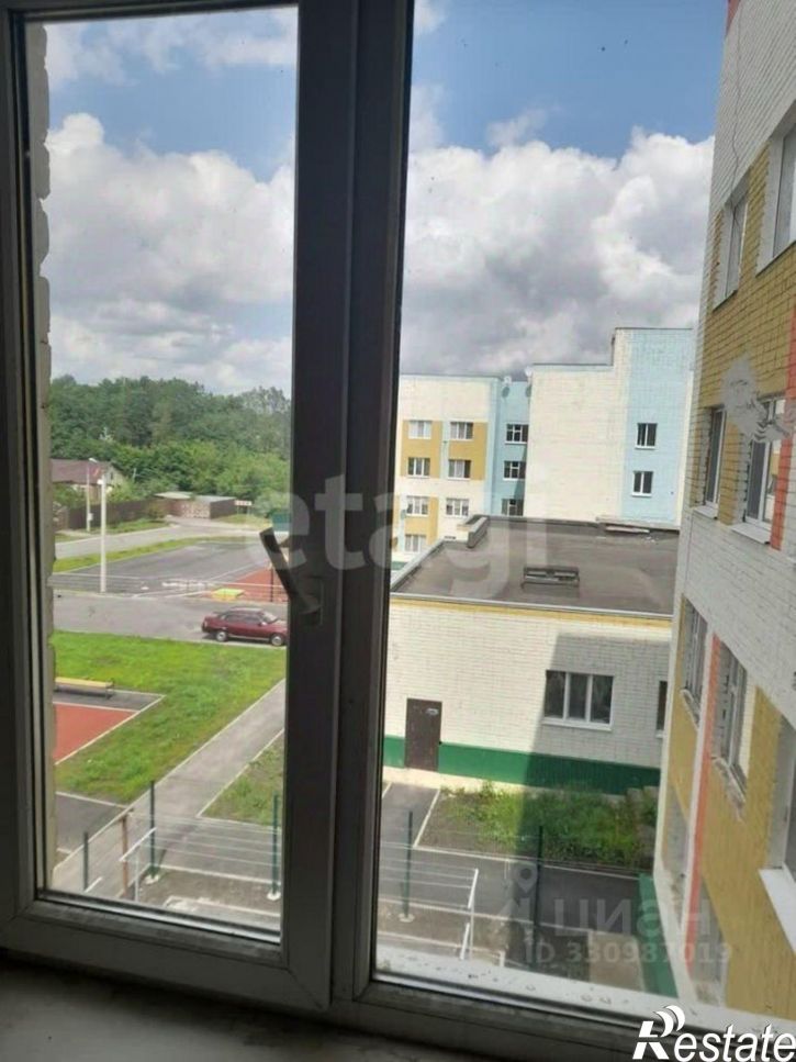 2-комн квартира ул Дзержинского, 84 1,  д. 84 1,  к. 1