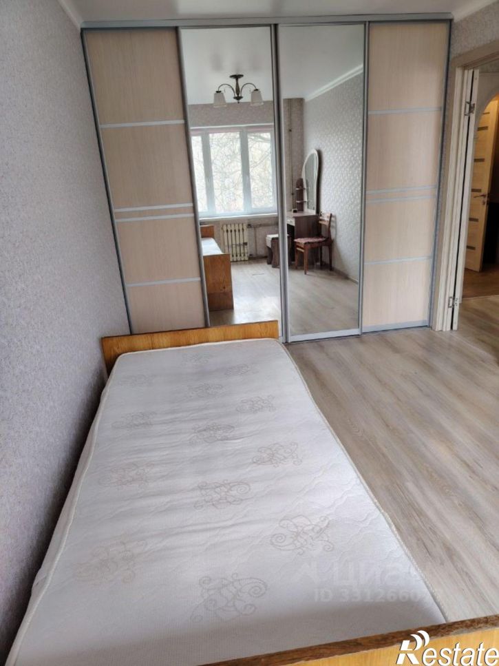 3-комн квартира улица Урицкого, 20,  д. 20