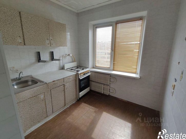 1-комн квартира ул Космонавтов, 3,  д. 3