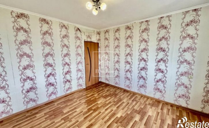 2-комн квартира Старый Оскол, микрорайон Конева, 10