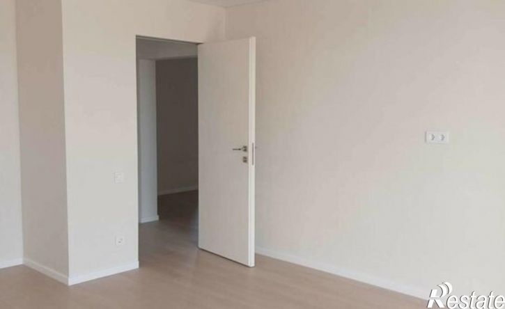 3-комн квартира ул Жукова, 5,  д. 5