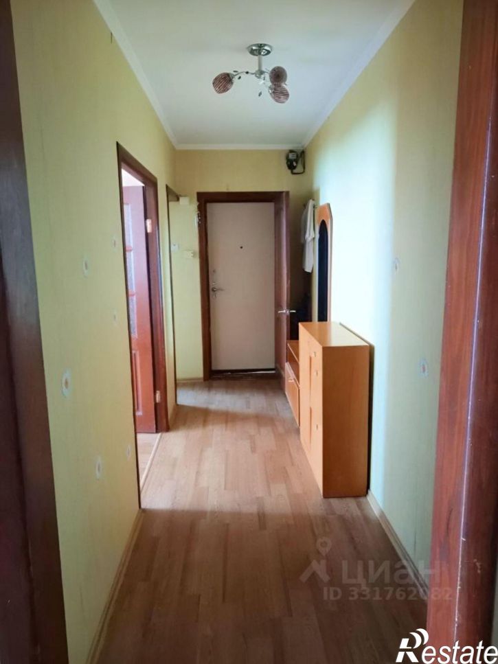 3-комн квартира Старый Оскол