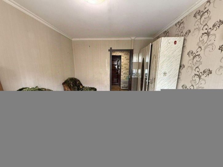 Комната Горняк мкр,дом 18