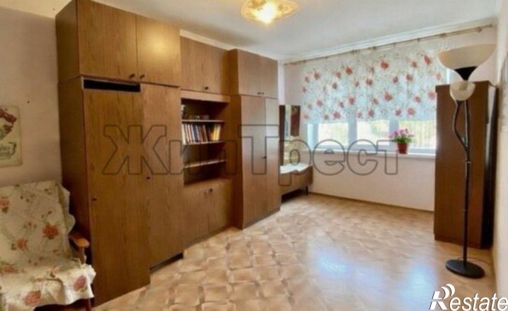 3-комн квартира Старый Оскол, микрорайон Парковый, 1