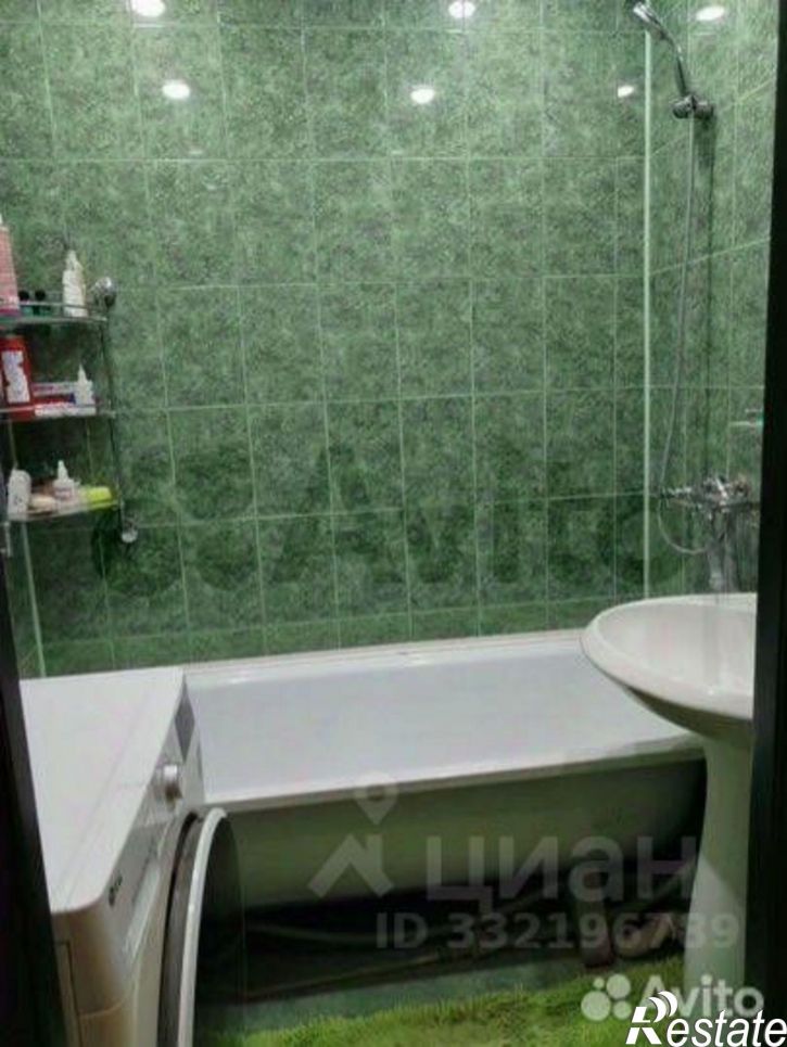 2-комн квартира ул Космонавтов, 5,  д. 5