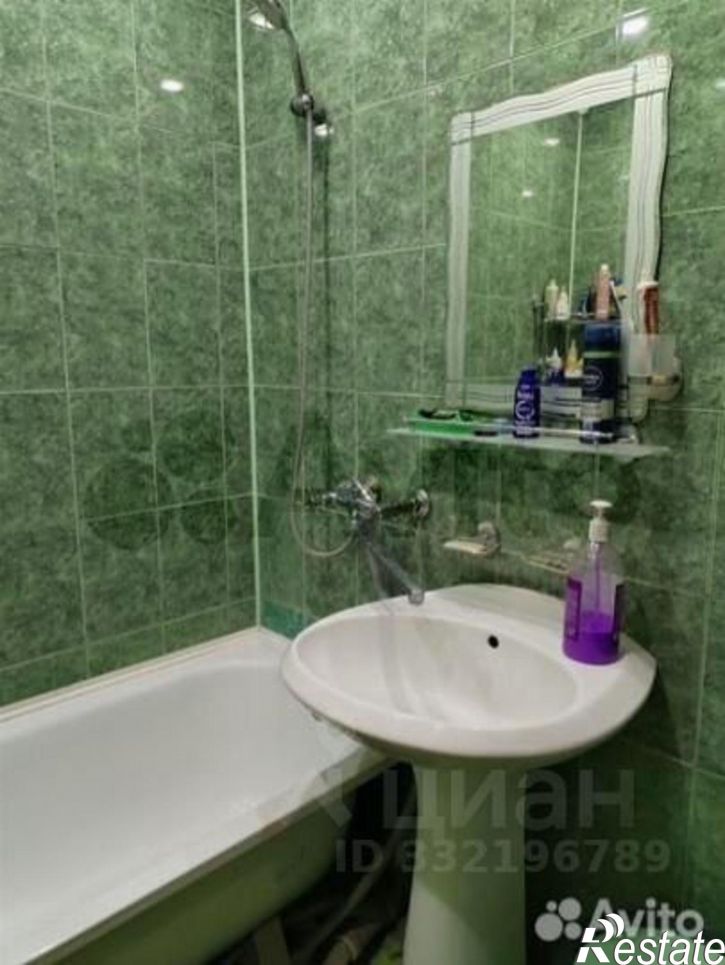 2-комн квартира ул Космонавтов, 5,  д. 5