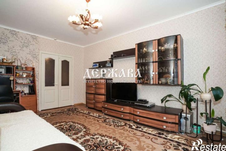 2-комн квартира Заречье мкр,дом 22
