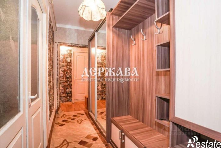 2-комн квартира Заречье мкр,дом 22