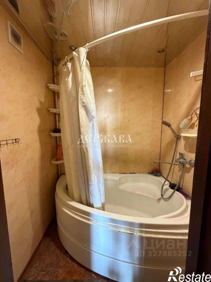3-комн квартира Королева мкр,дом 36