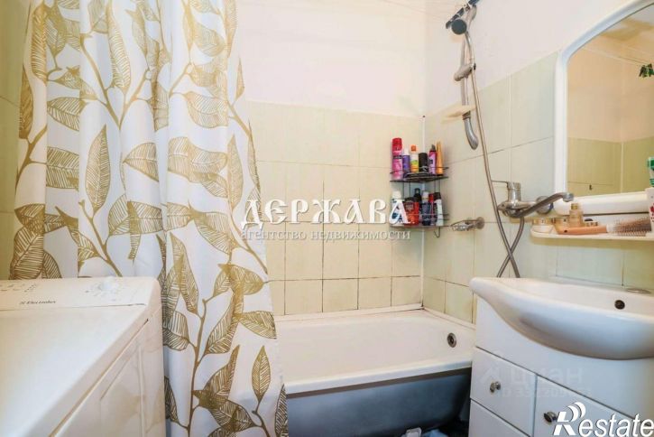 2-комн квартира Заречье мкр,дом 22