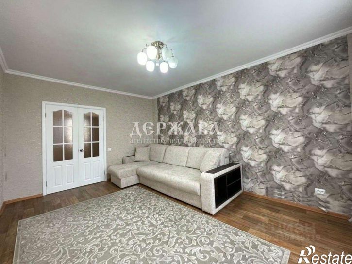 3-комн квартира Жукова мкр,дом 49