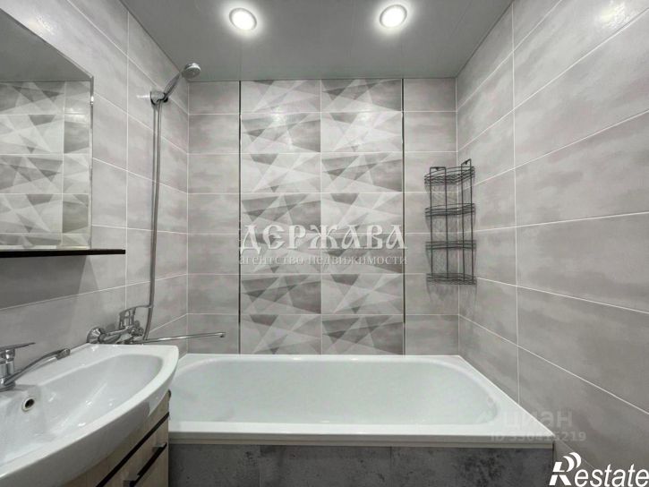 3-комн квартира Жукова мкр,дом 49