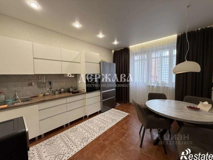 3-комн квартира Степной мкр,дом 25
