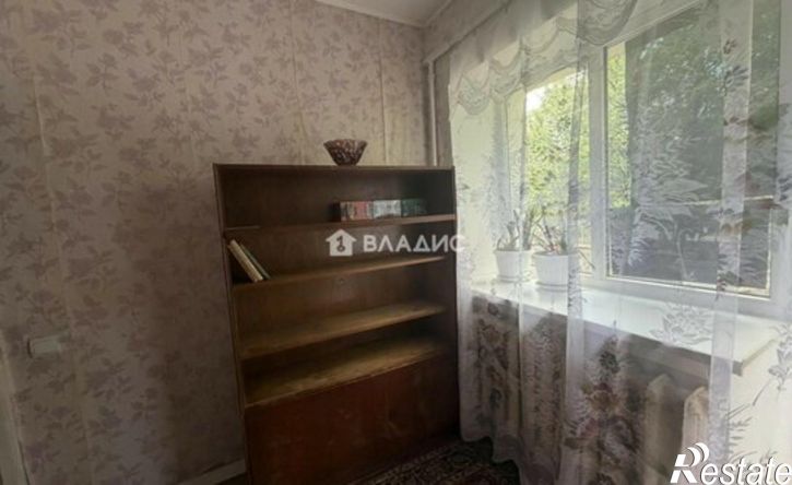 3-комн квартира Белгород, Садовая улица, 108
