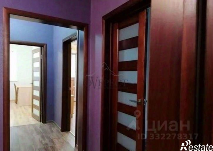 3-комн квартира Степной мкр,дом 6