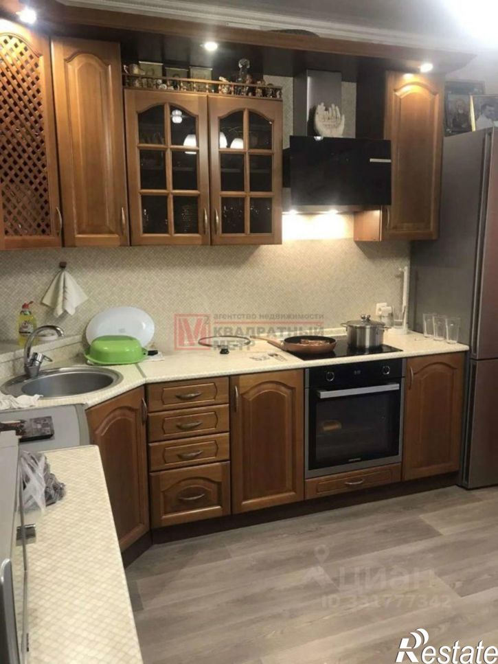3-комн квартира Степной мкр,дом 5