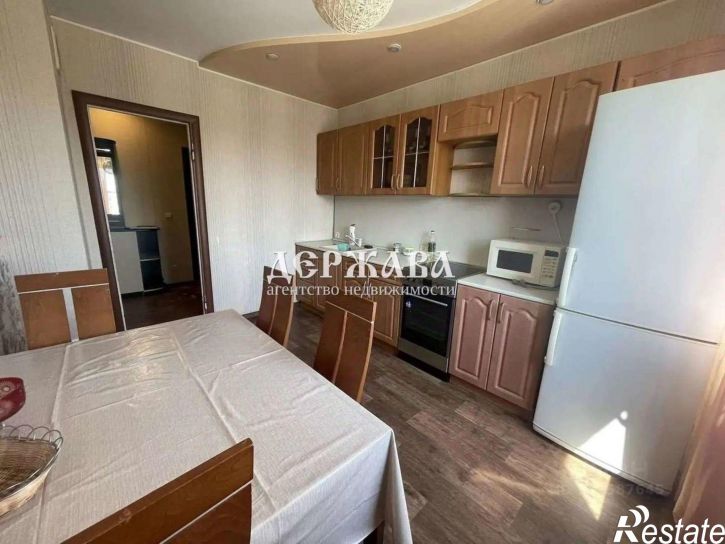 4-комн квартира Жукова мкр,дом 30