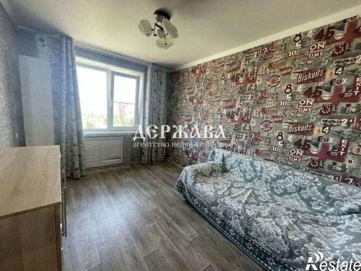 4-комн квартира Жукова мкр,дом 30