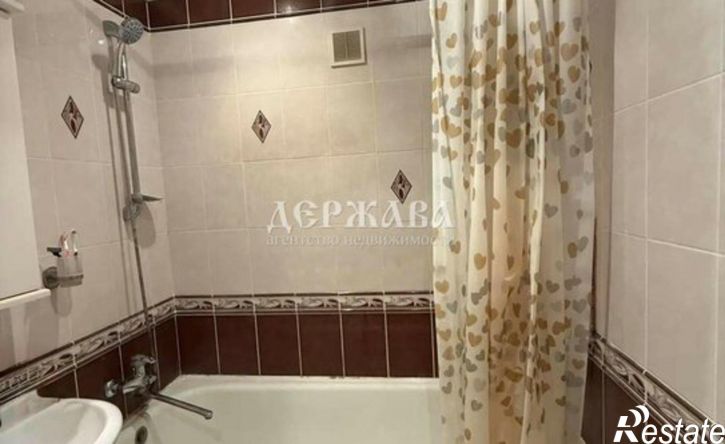 1-комн квартира Губкин, улица Лазарева, 18