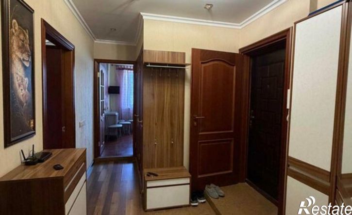3-комн квартира Старый Оскол, микрорайон Приборостроитель, 17
