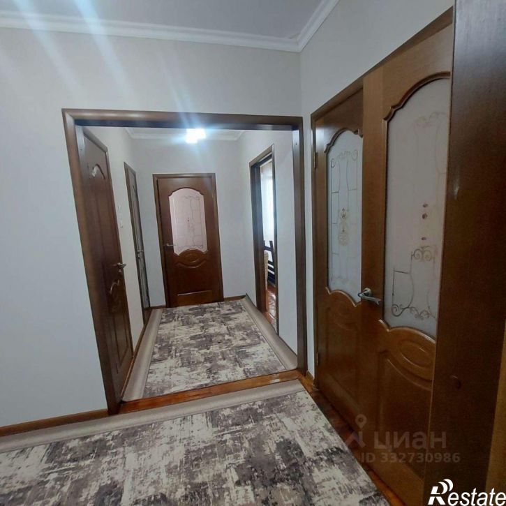 3-комн квартира улица Есенина,дом 50