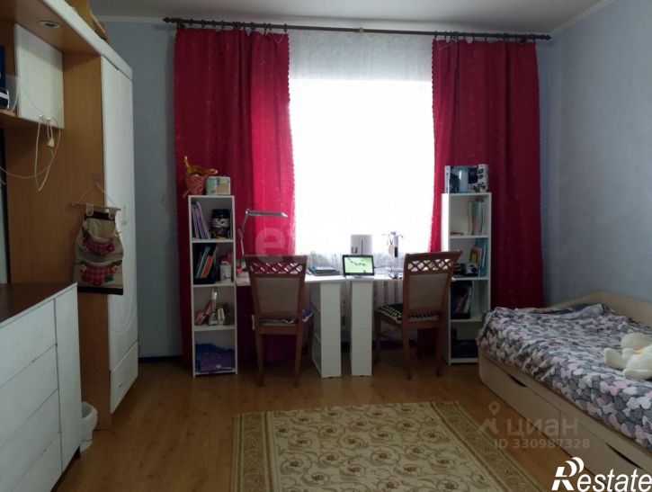 4-комн квартира ул Ст. Разина, 12,  д. 12