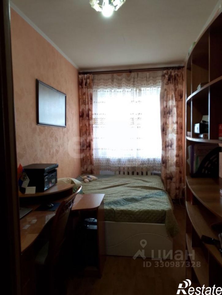 4-комн квартира ул Ст. Разина, 12,  д. 12