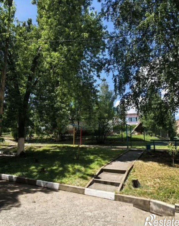 2-комн квартира улица Космонавтов,дом 5