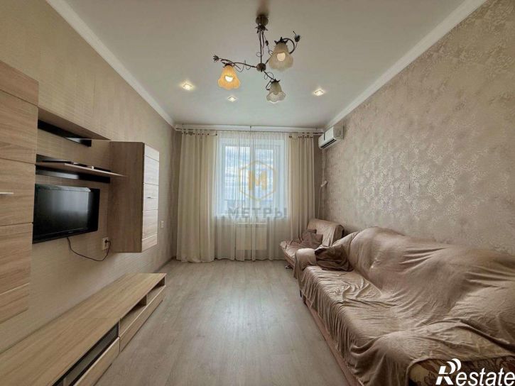 2-комн квартира улица Костюкова,дом 36а