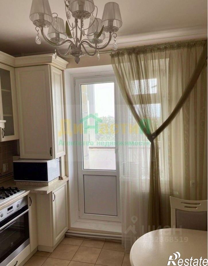 2-комн квартира улица Есенина,дом 50б