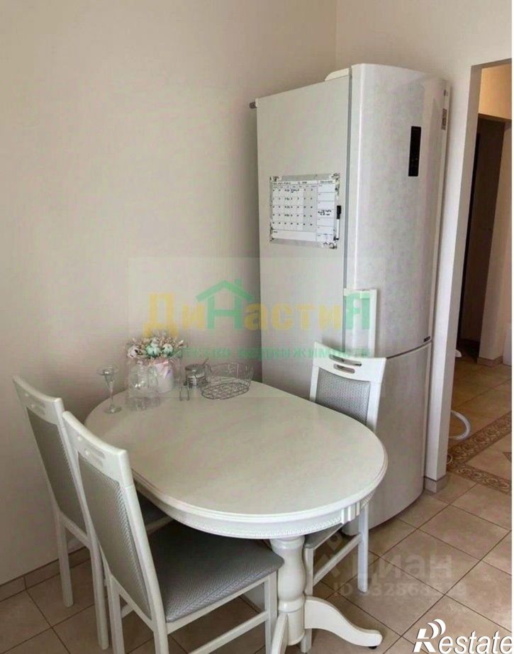 2-комн квартира улица Есенина,дом 50б