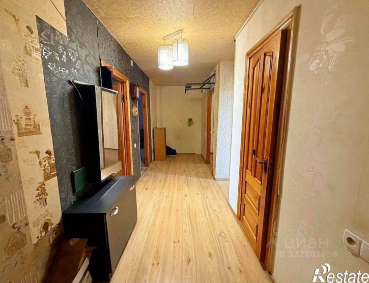 3-комн квартира ул 70 лет Октября, 5,  д. 5