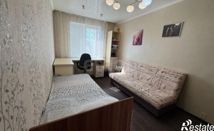 3-комн квартира пр-кт Горняков, 4,  д. 4
