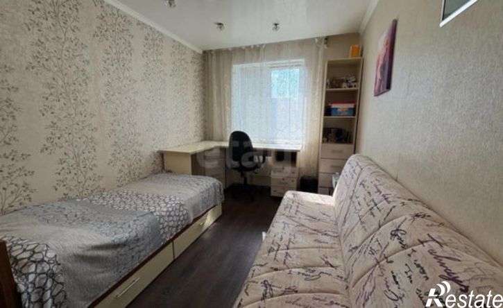 3-комн квартира пр-кт Горняков, 4,  д. 4