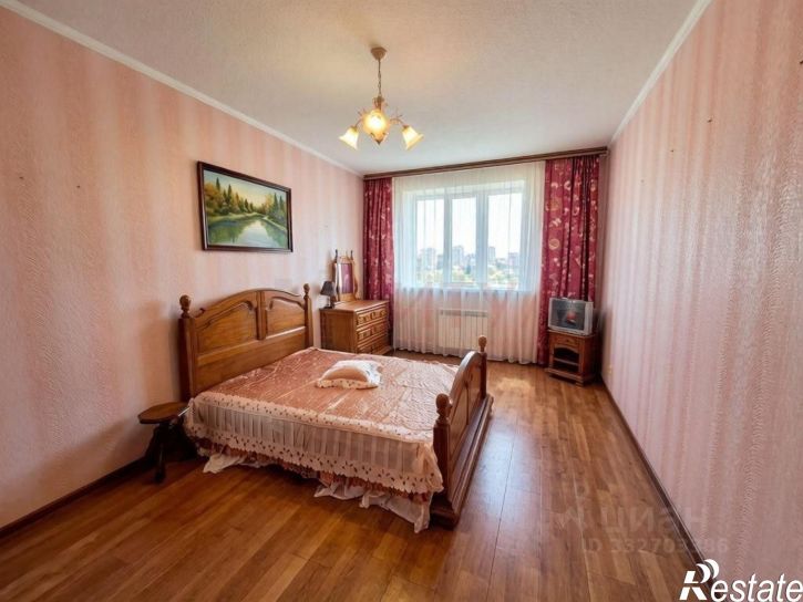 3-комн квартира Степной мкр,дом 3