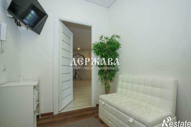 2-комн квартира Космос мкр,дом 11