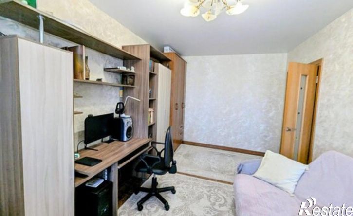 3-комн квартира Белгород, 10-й микрорайон, Спортивная улица, 1