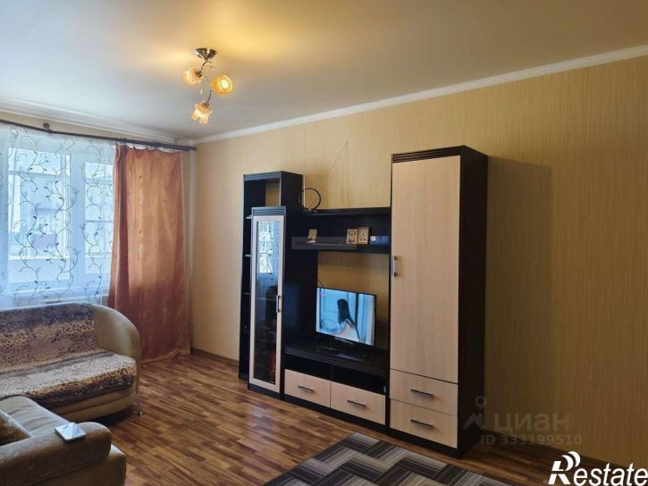 1-комн квартира улица Есенина,дом 28
