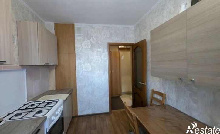 3-комн квартира Белгород, 10-й микрорайон, Спортивная улица, 1