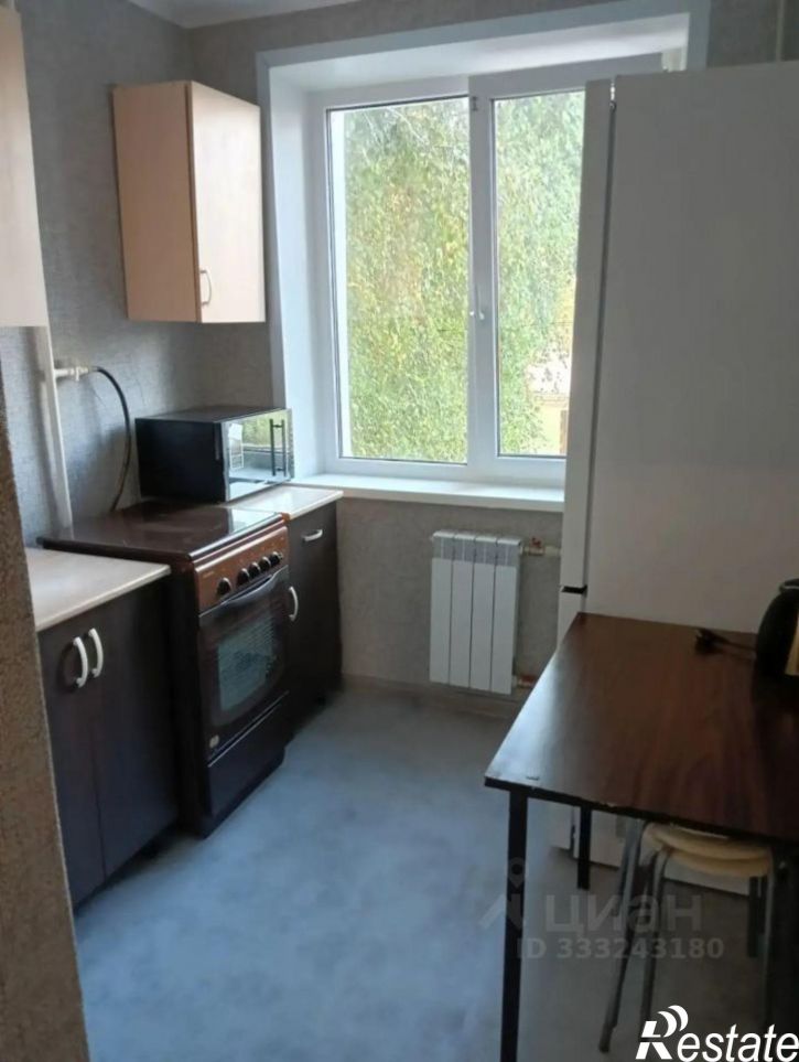 2-комн квартира Белгород, Садовая улица, 92