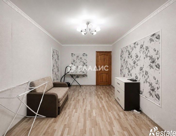 2-комн квартира Белгород, улица 5 Августа, 26