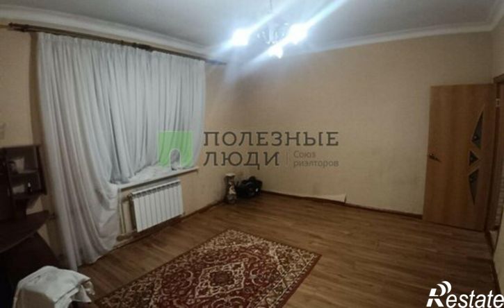 3-комн квартира ул Петровского, 1,  д. 1